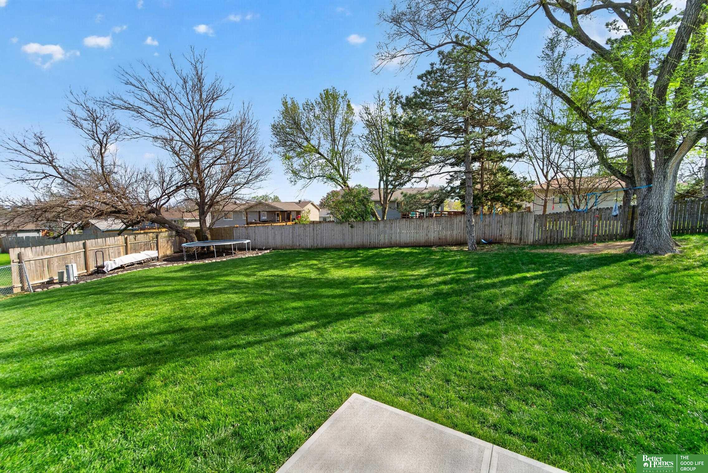 5940 S 137th Circle
