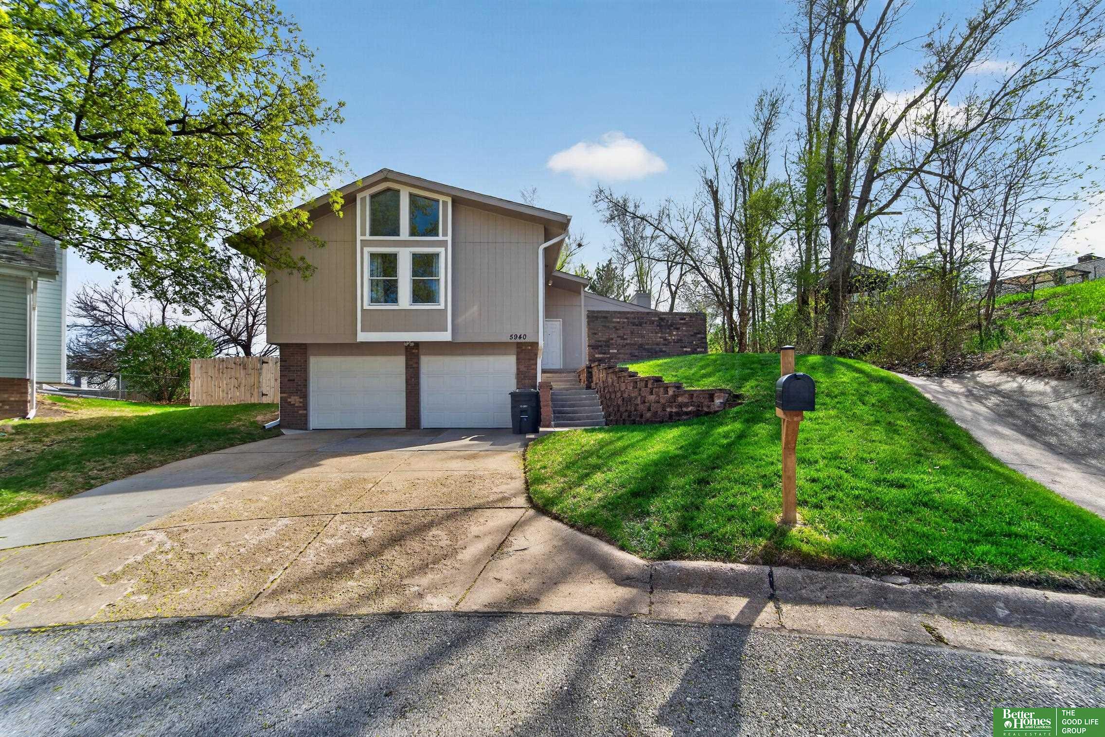 5940 S 137th Circle