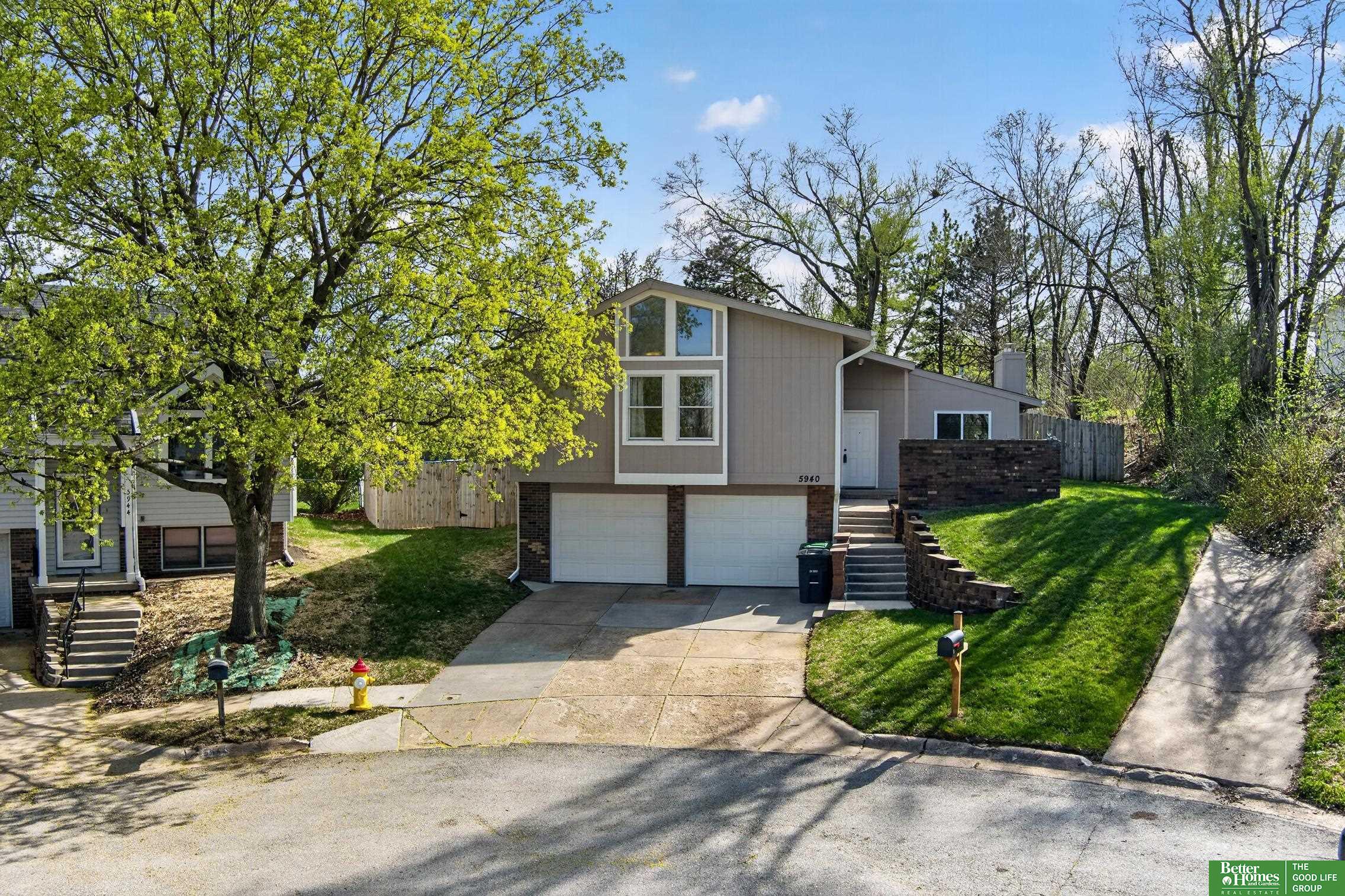 5940 S 137th Circle