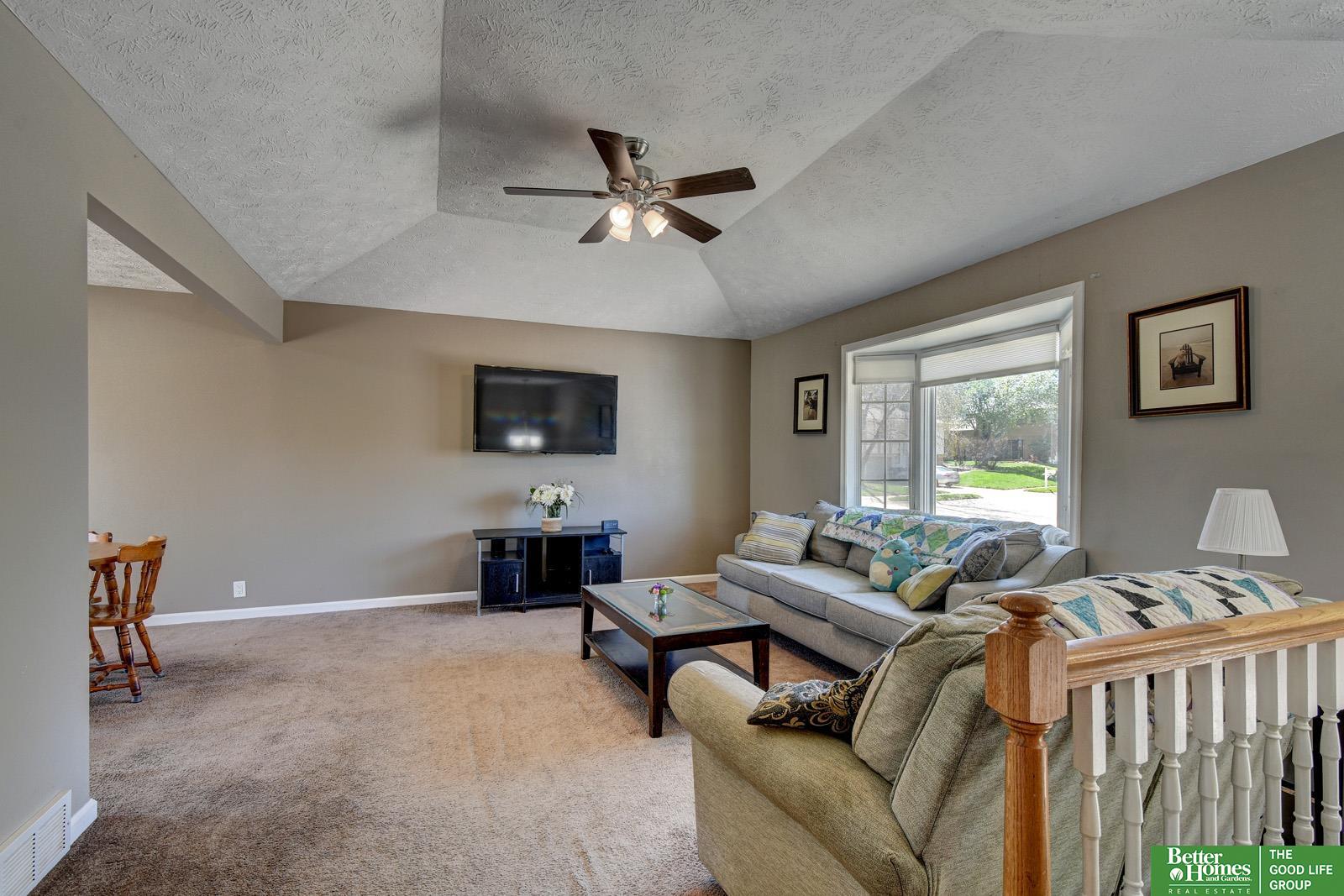 2105 N 129th Street