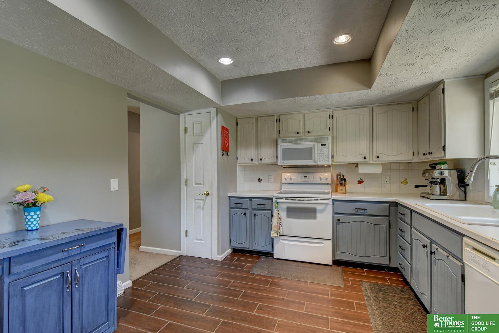 2105 N 129th Street