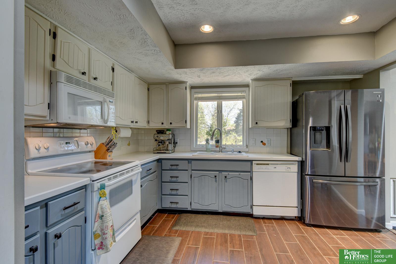 2105 N 129th Street