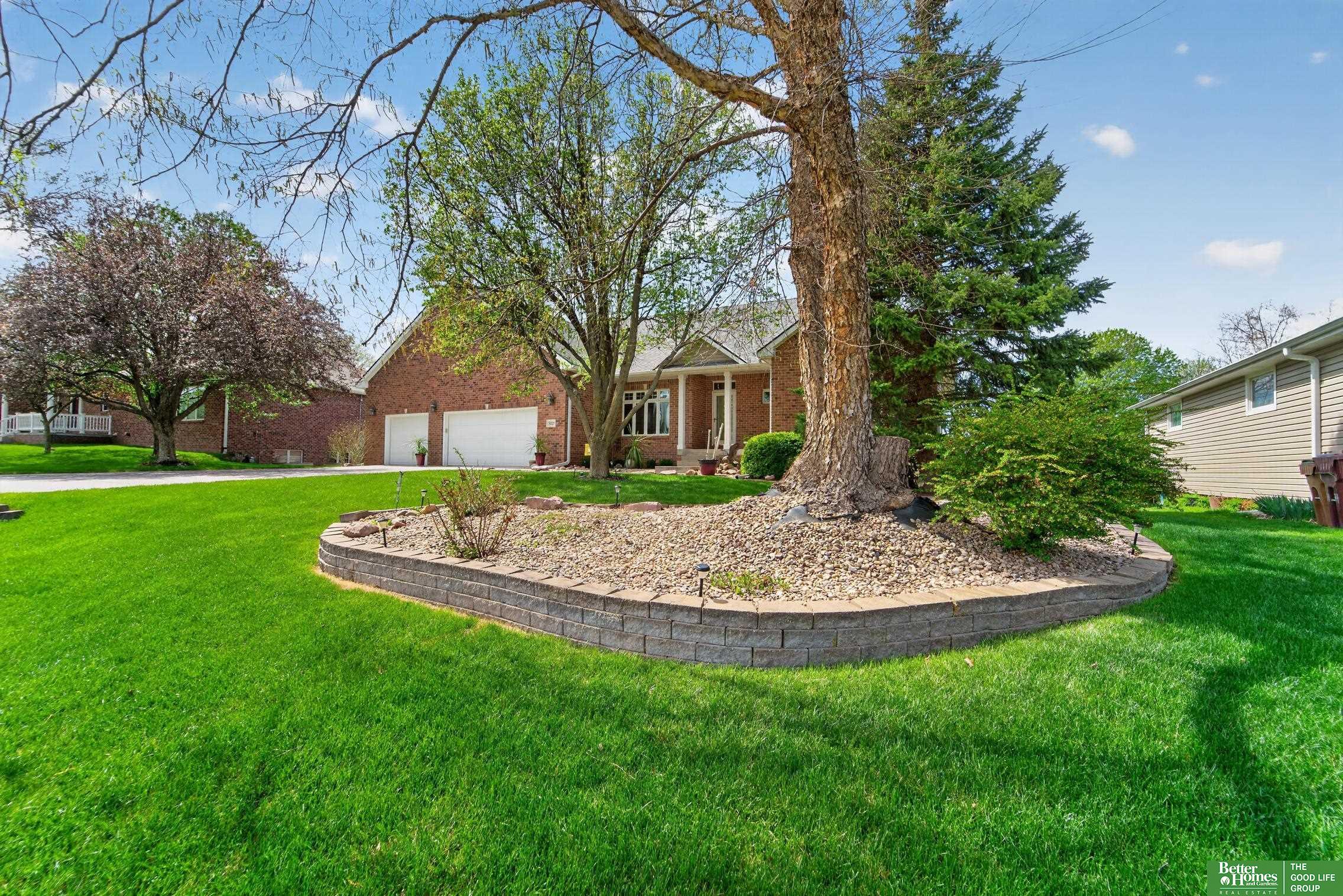 5021 Deer Ridge Drive