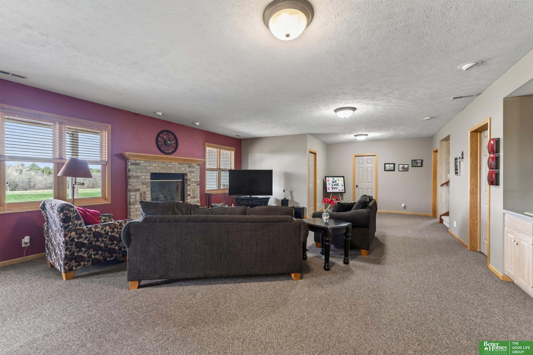 5021 Deer Ridge Drive
