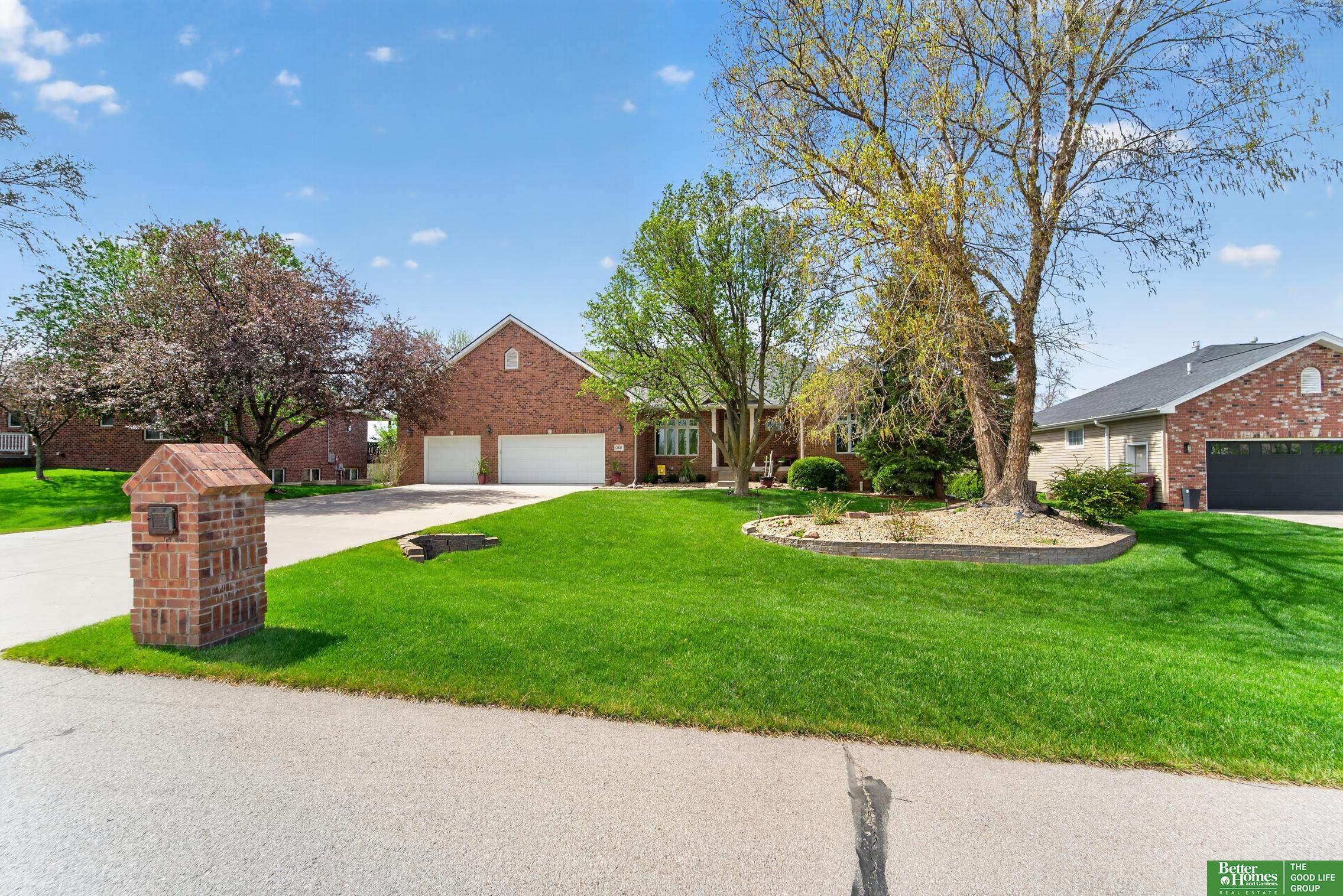 5021 Deer Ridge Drive