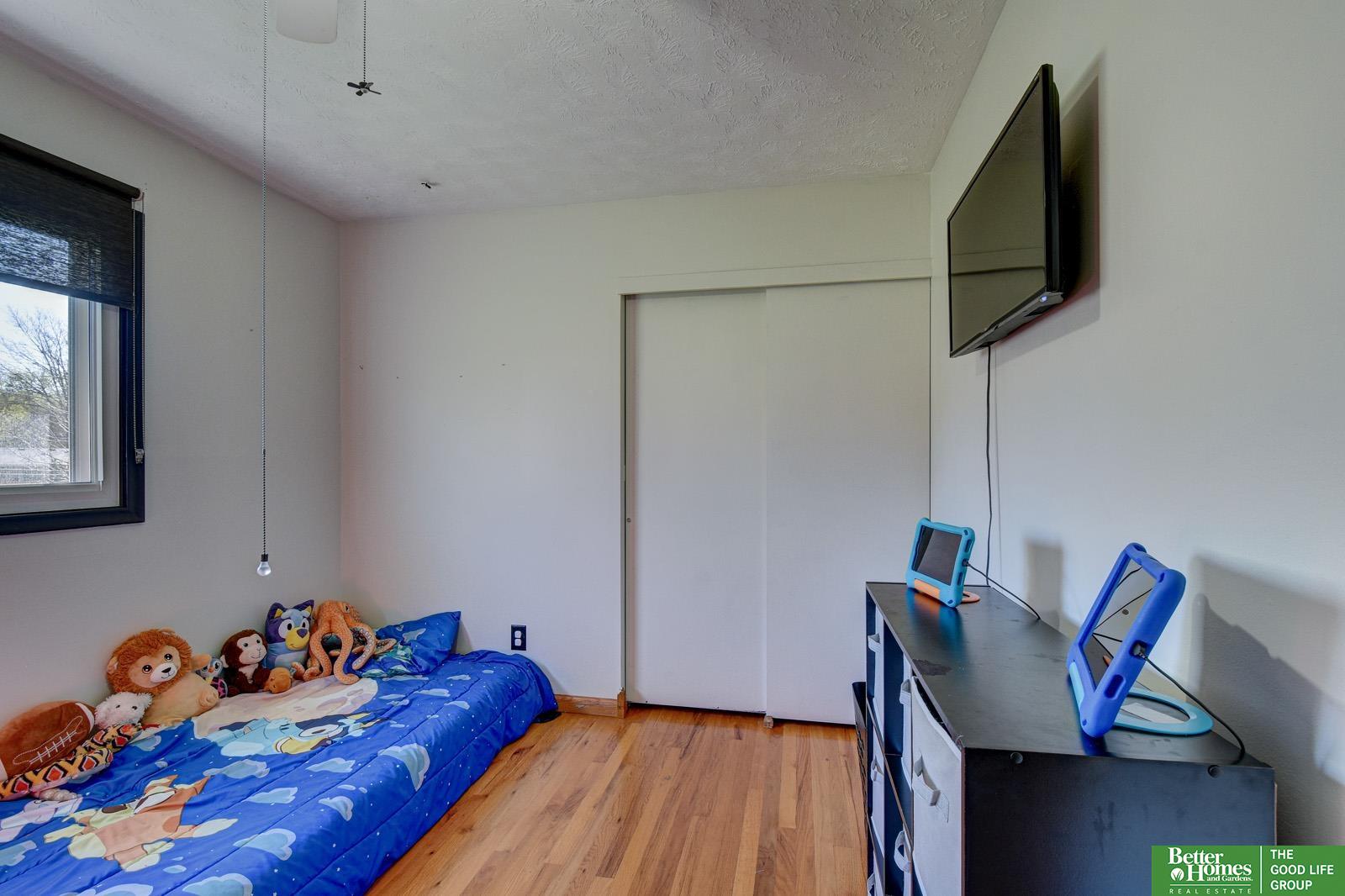8812 Valley View Drive