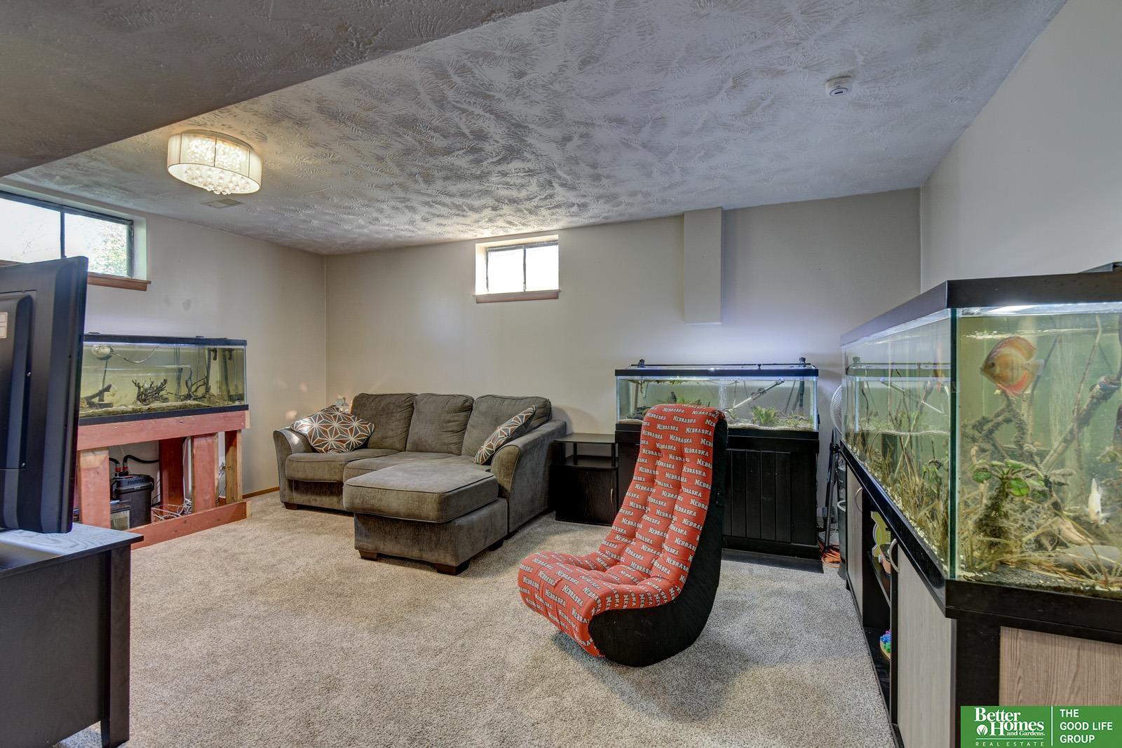 8812 Valley View Drive