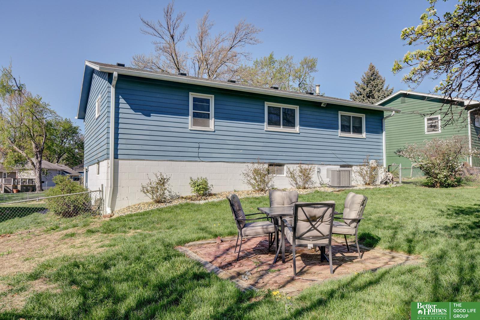 8812 Valley View Drive