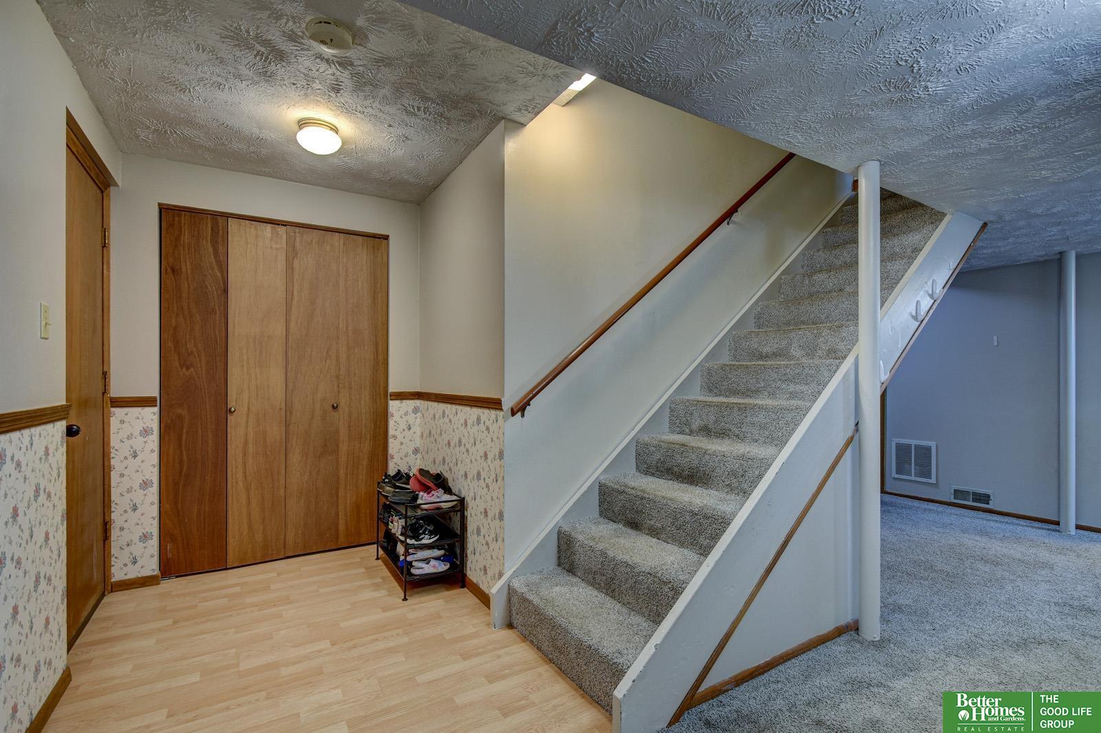 8812 Valley View Drive