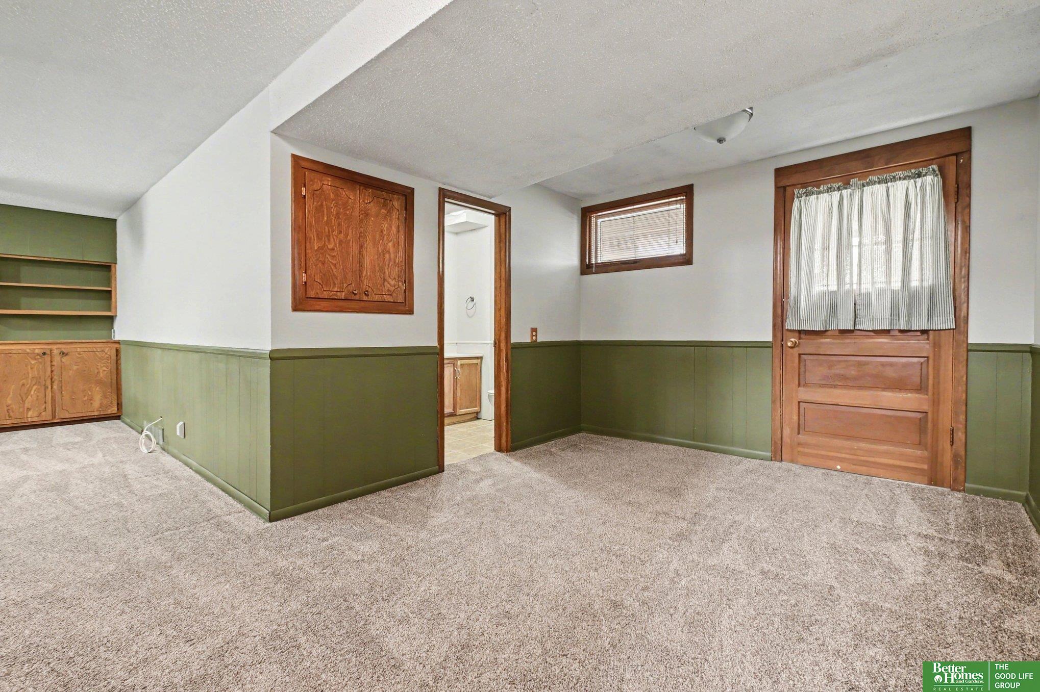 12117 Shirley Street