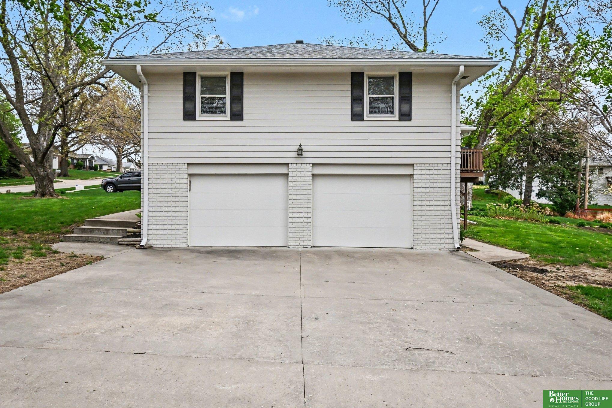 12117 Shirley Street