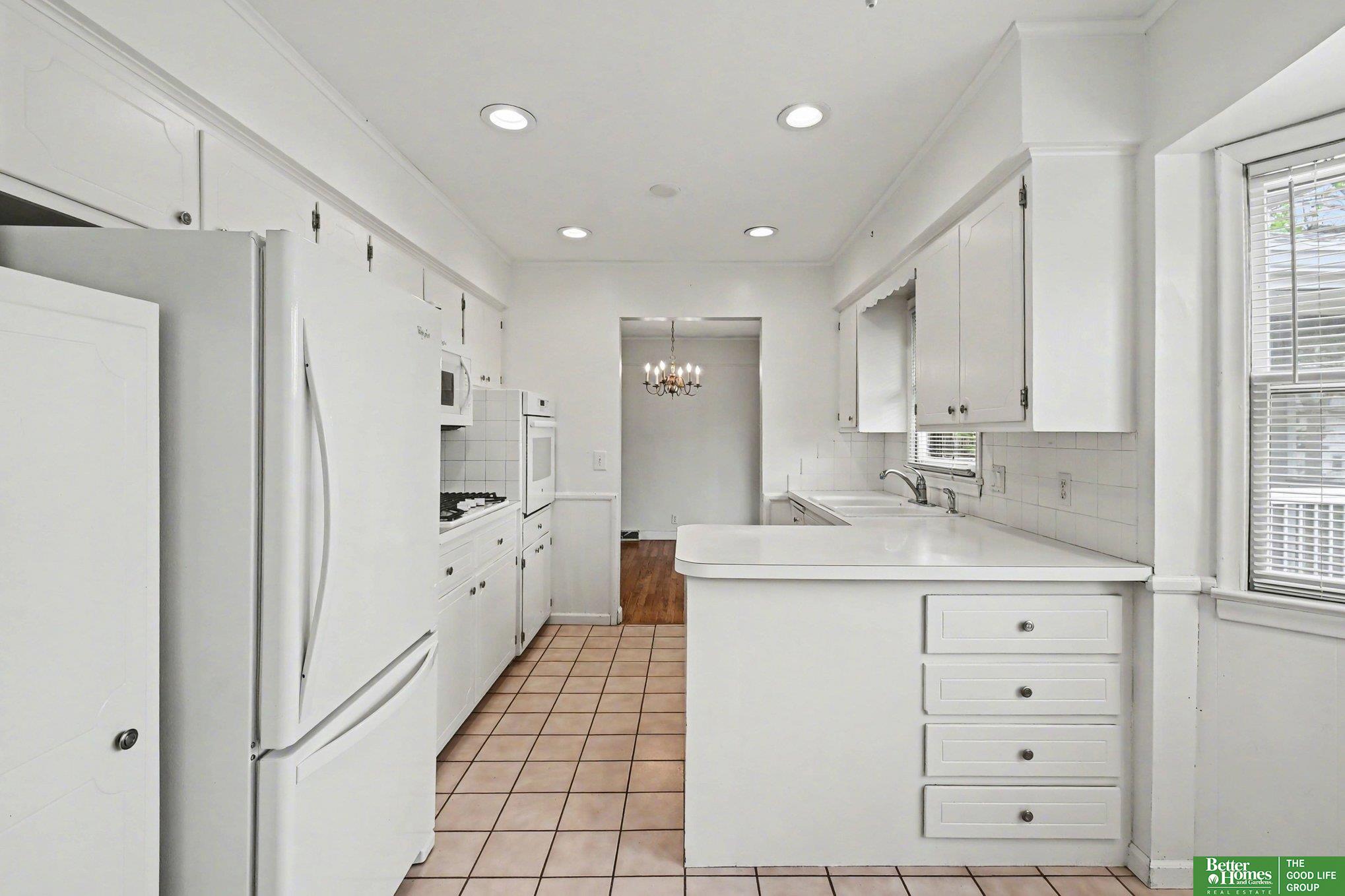 12117 Shirley Street
