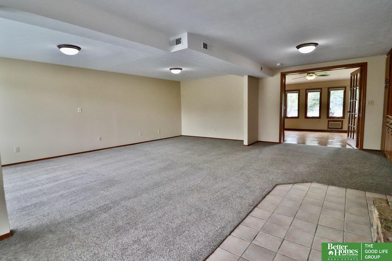 7105 Pine Drive
