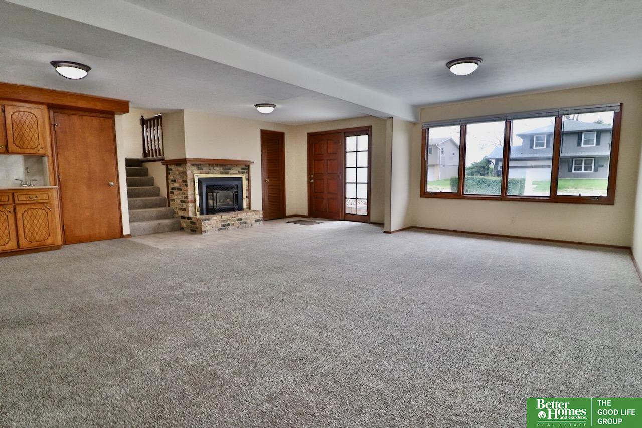 7105 Pine Drive
