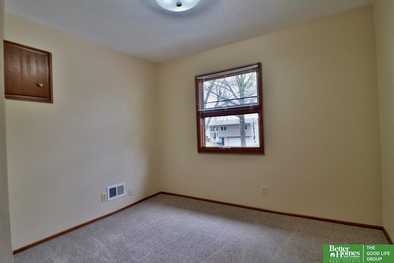 7105 Pine Drive