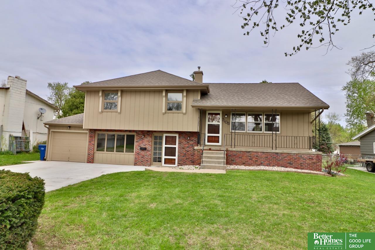 7105 Pine Drive