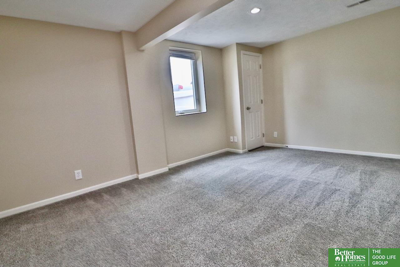 7105 Pine Drive