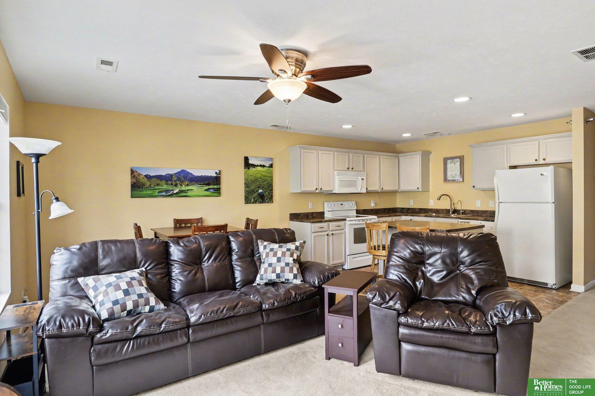 18177 Southdale Plaza