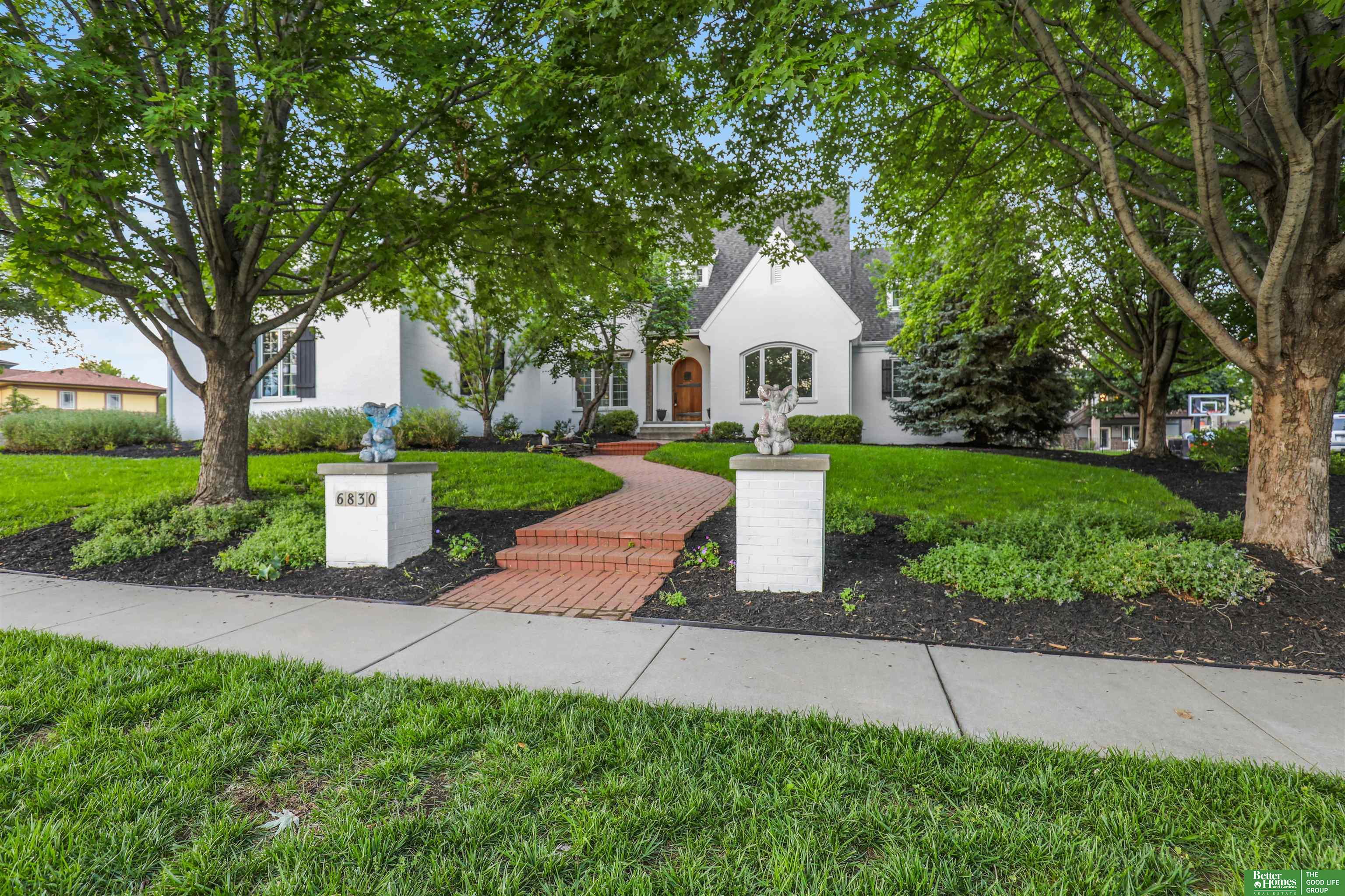 6830 Stonebrook Parkway