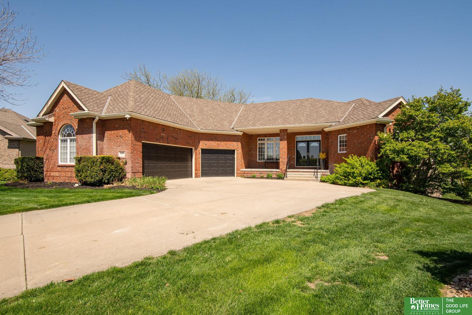 17402 augusta Circle