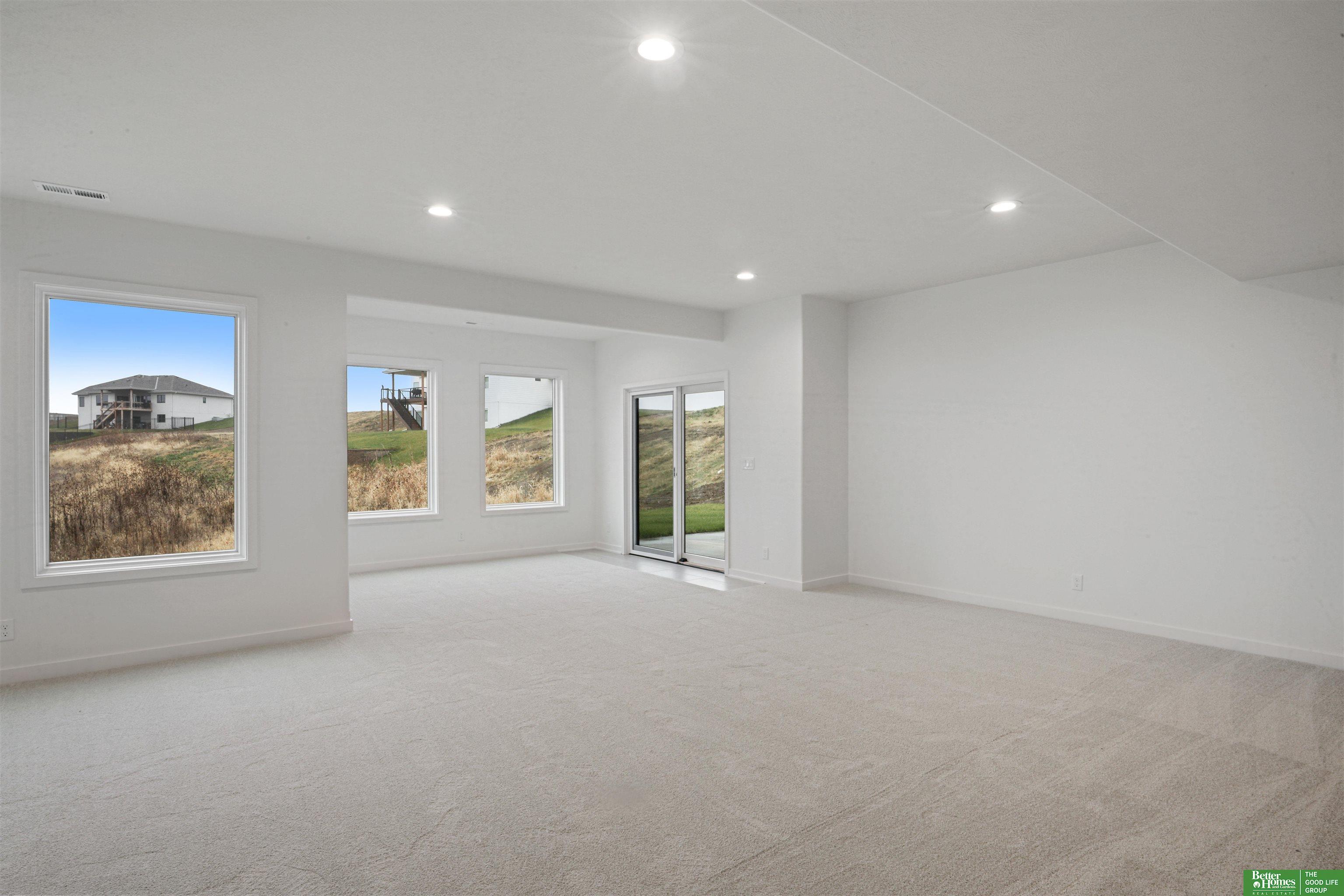 10023 Prospect Street