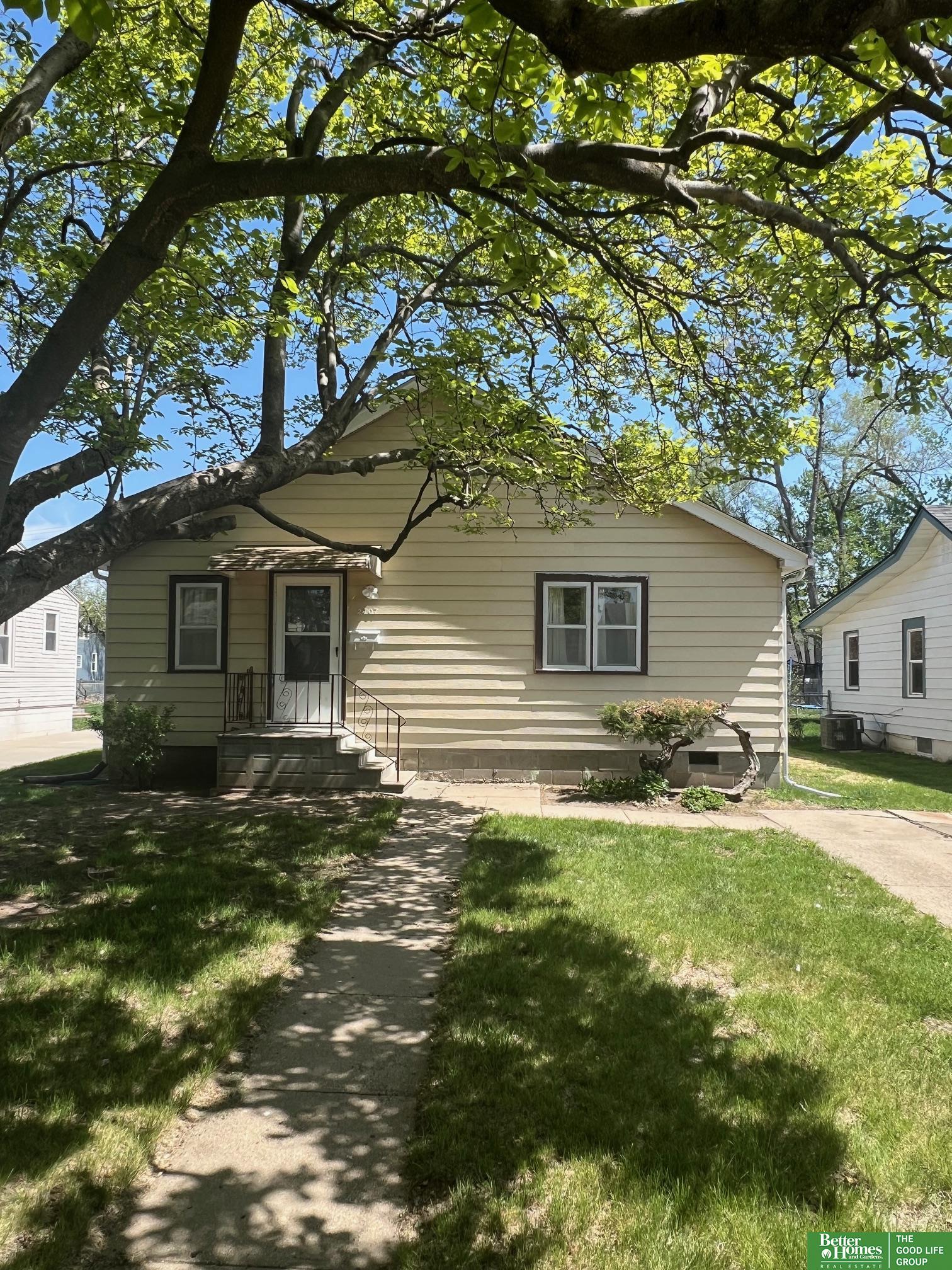 2707 Calhoun Street