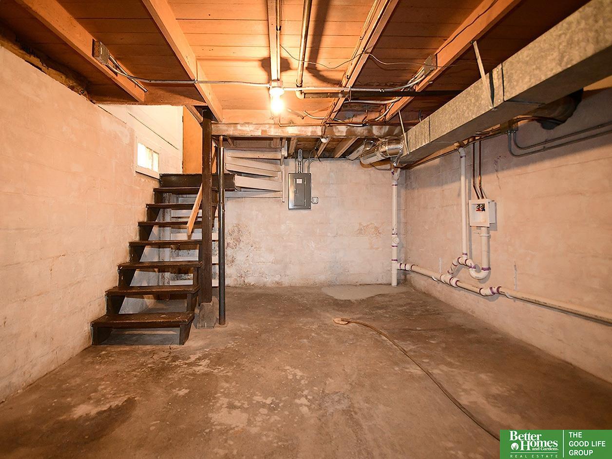 2707 Calhoun Street
