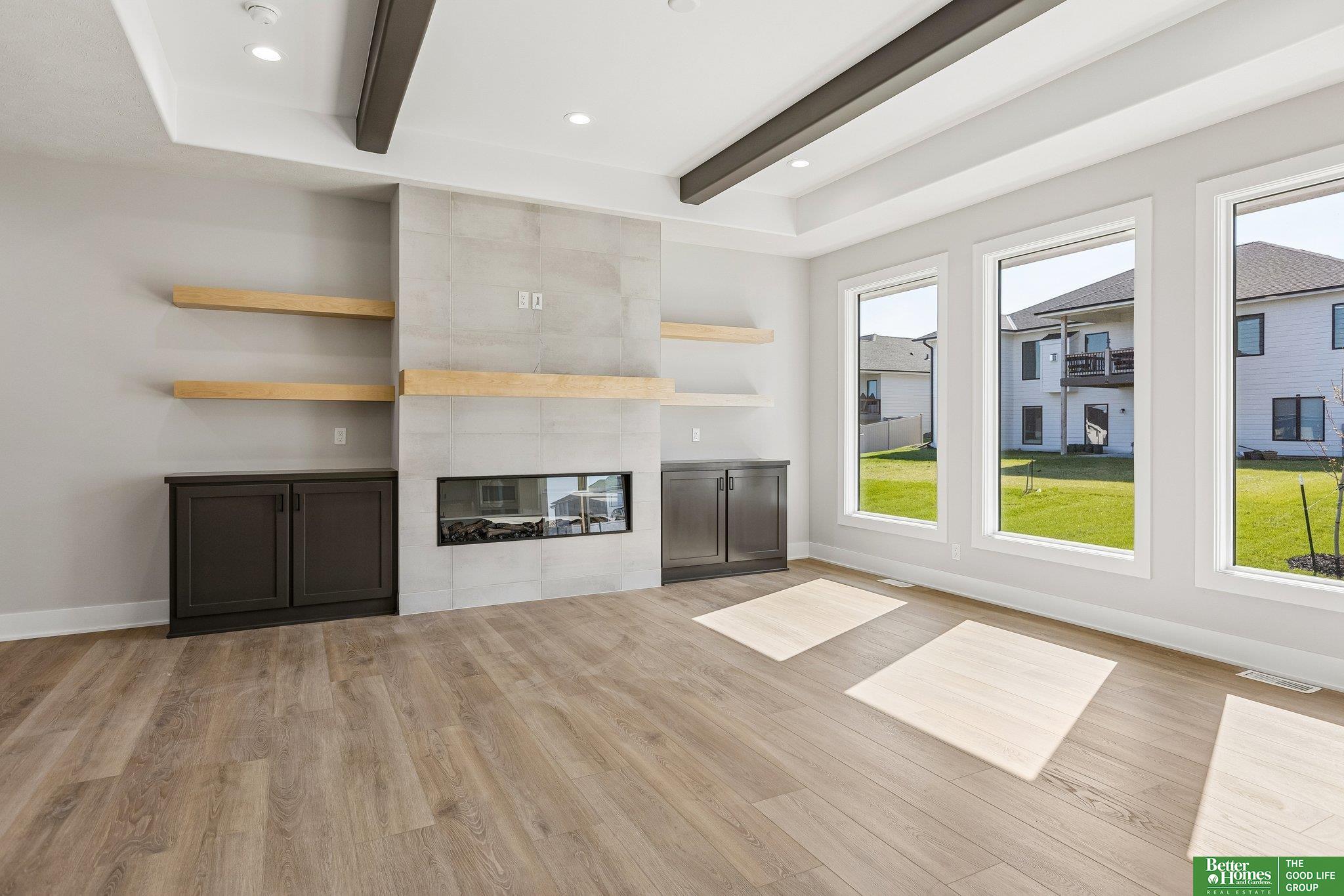 12375 lake Vista Drive