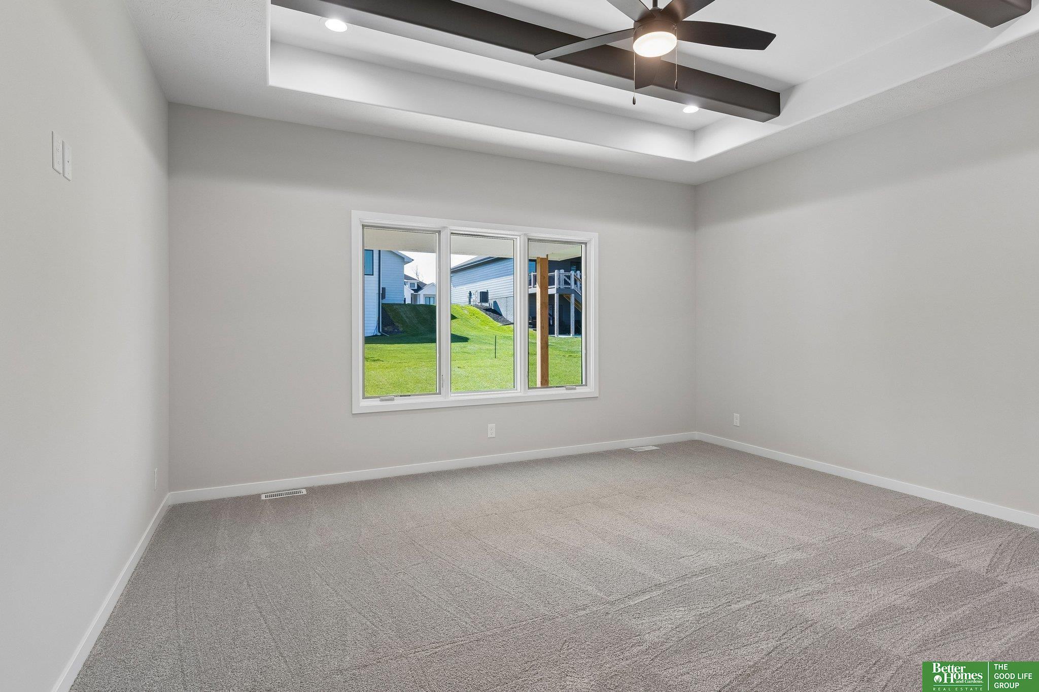 12375 lake Vista Drive