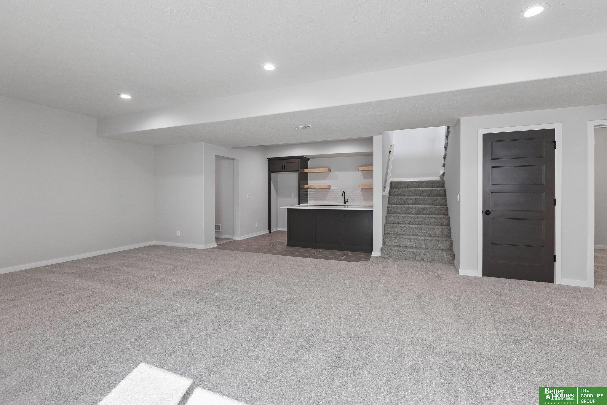 12375 lake Vista Drive