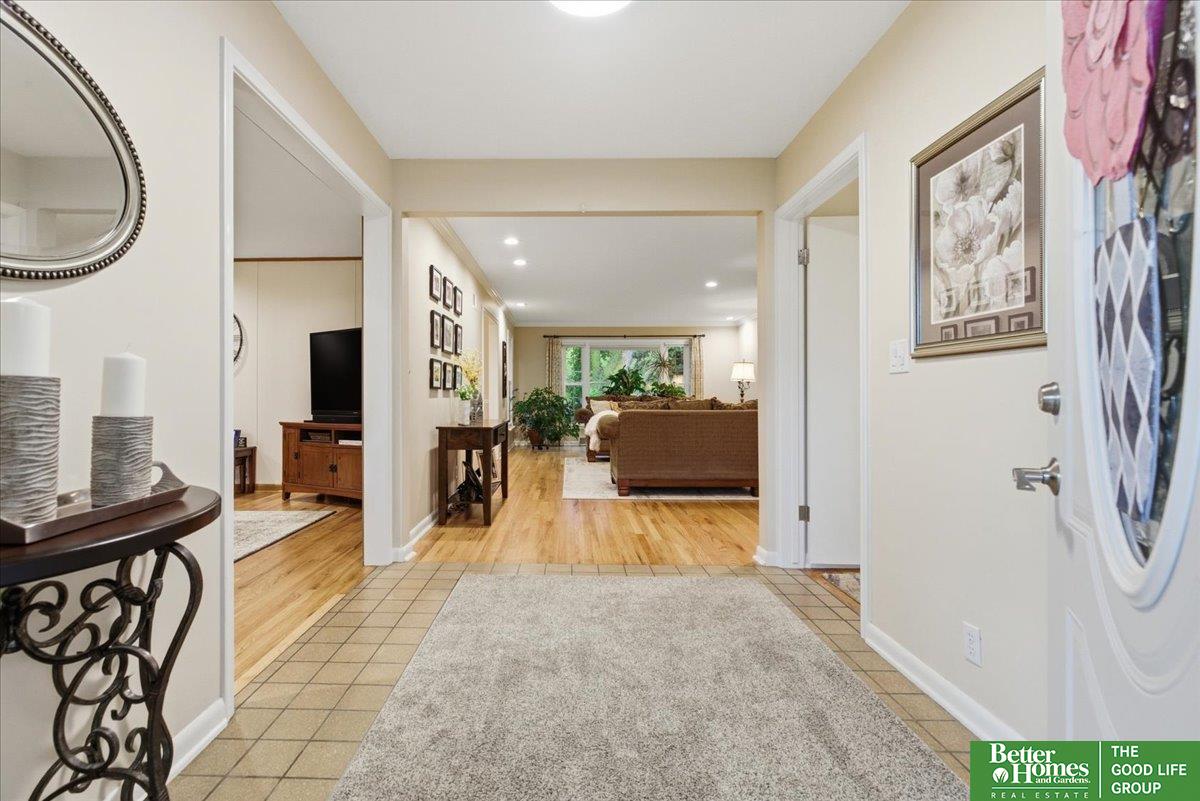 707 Parkwood Lane