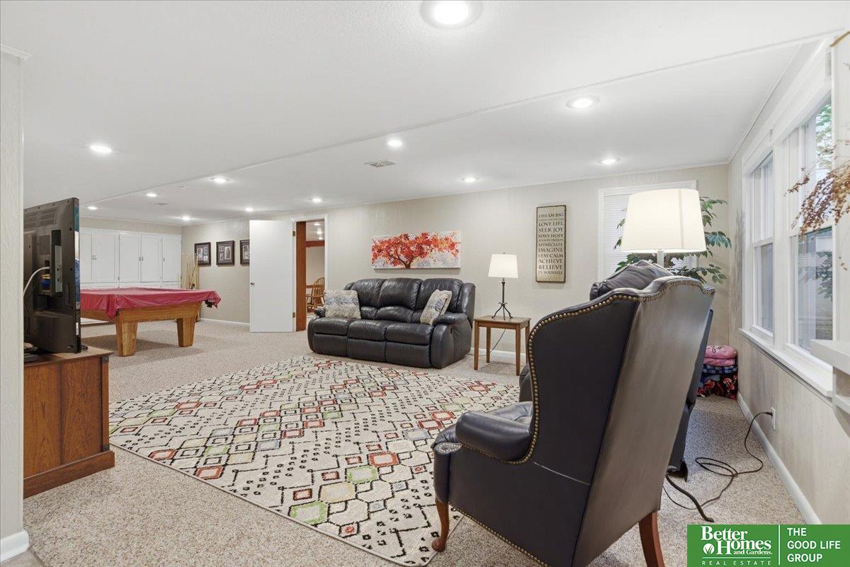 707 Parkwood Lane