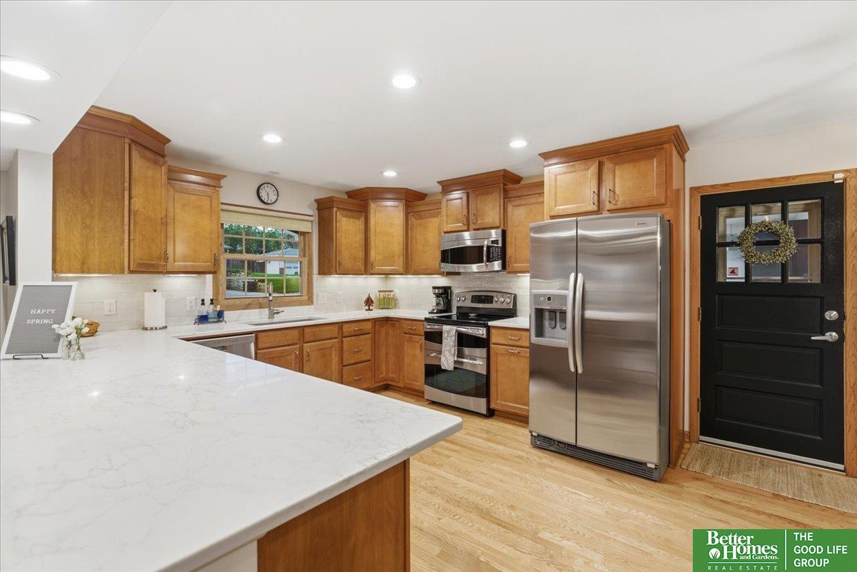 707 Parkwood Lane