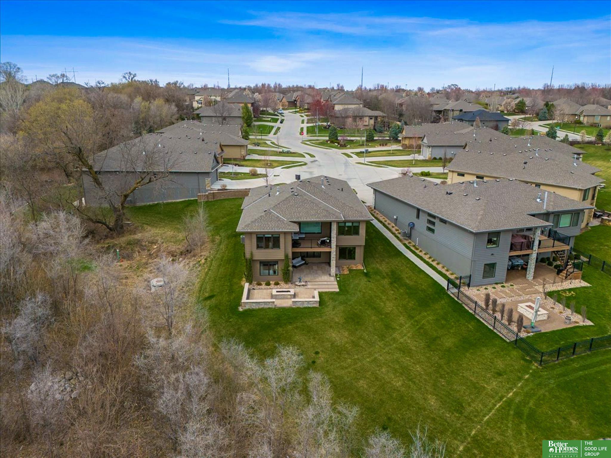 1426 S 200th Circle