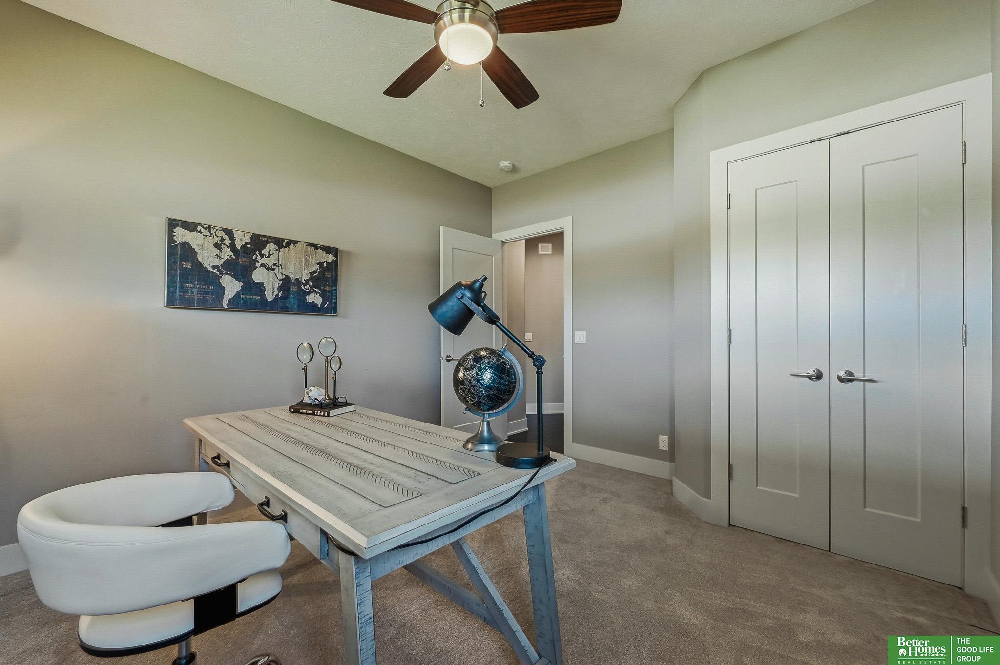 1426 S 200th Circle