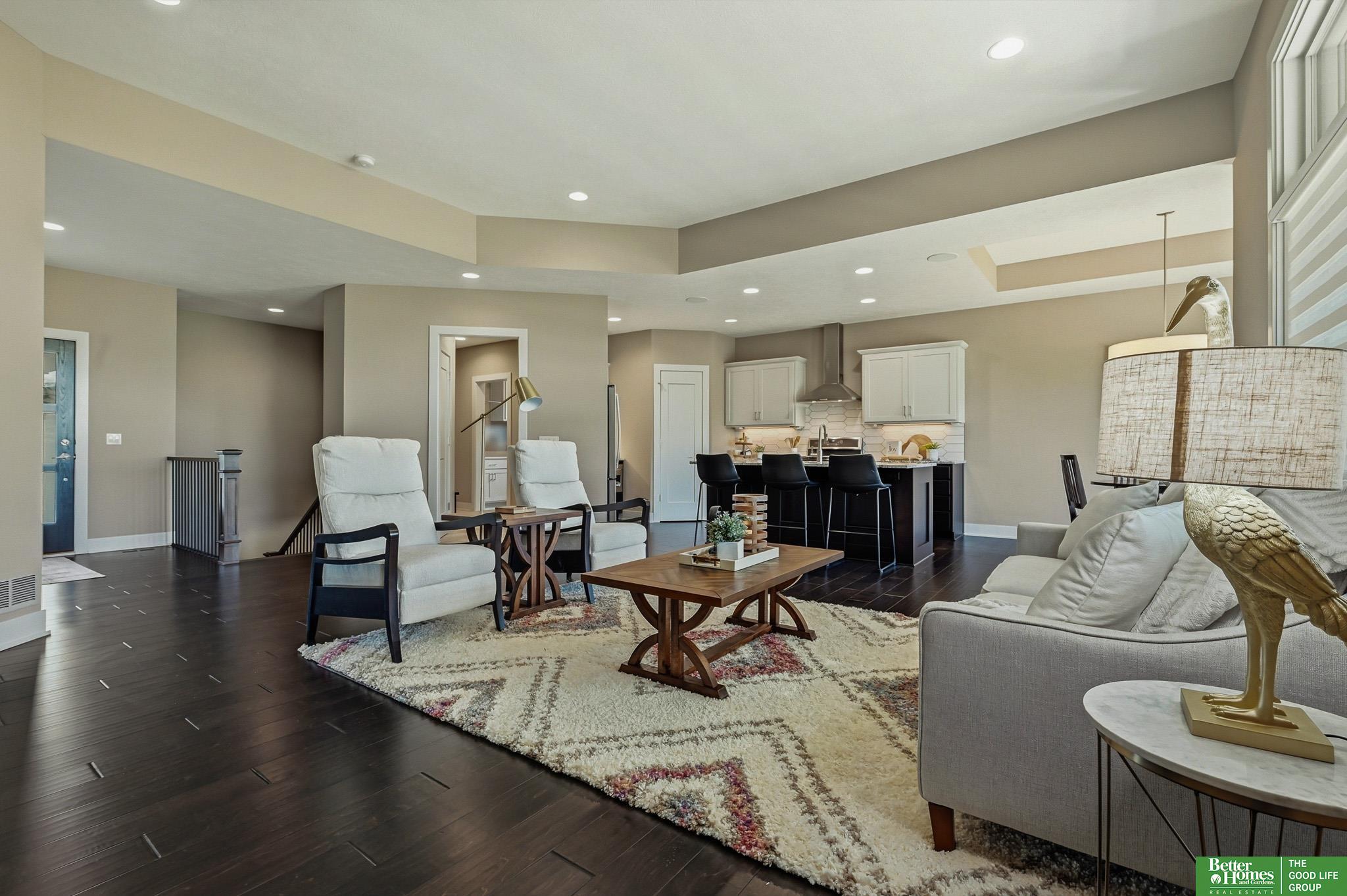1426 S 200th Circle