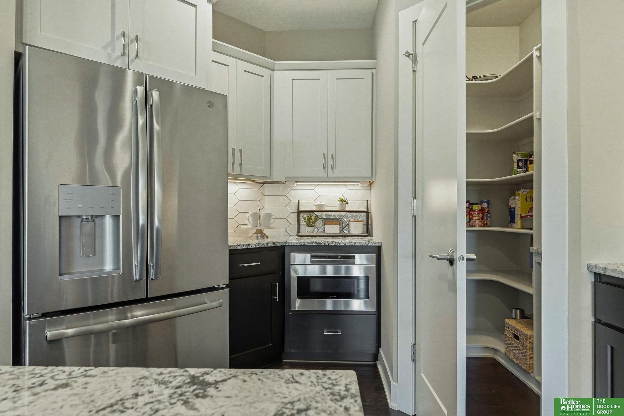 1426 S 200th Circle