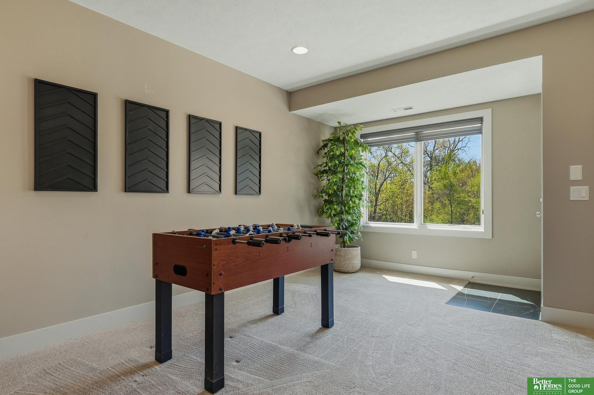 1426 S 200th Circle