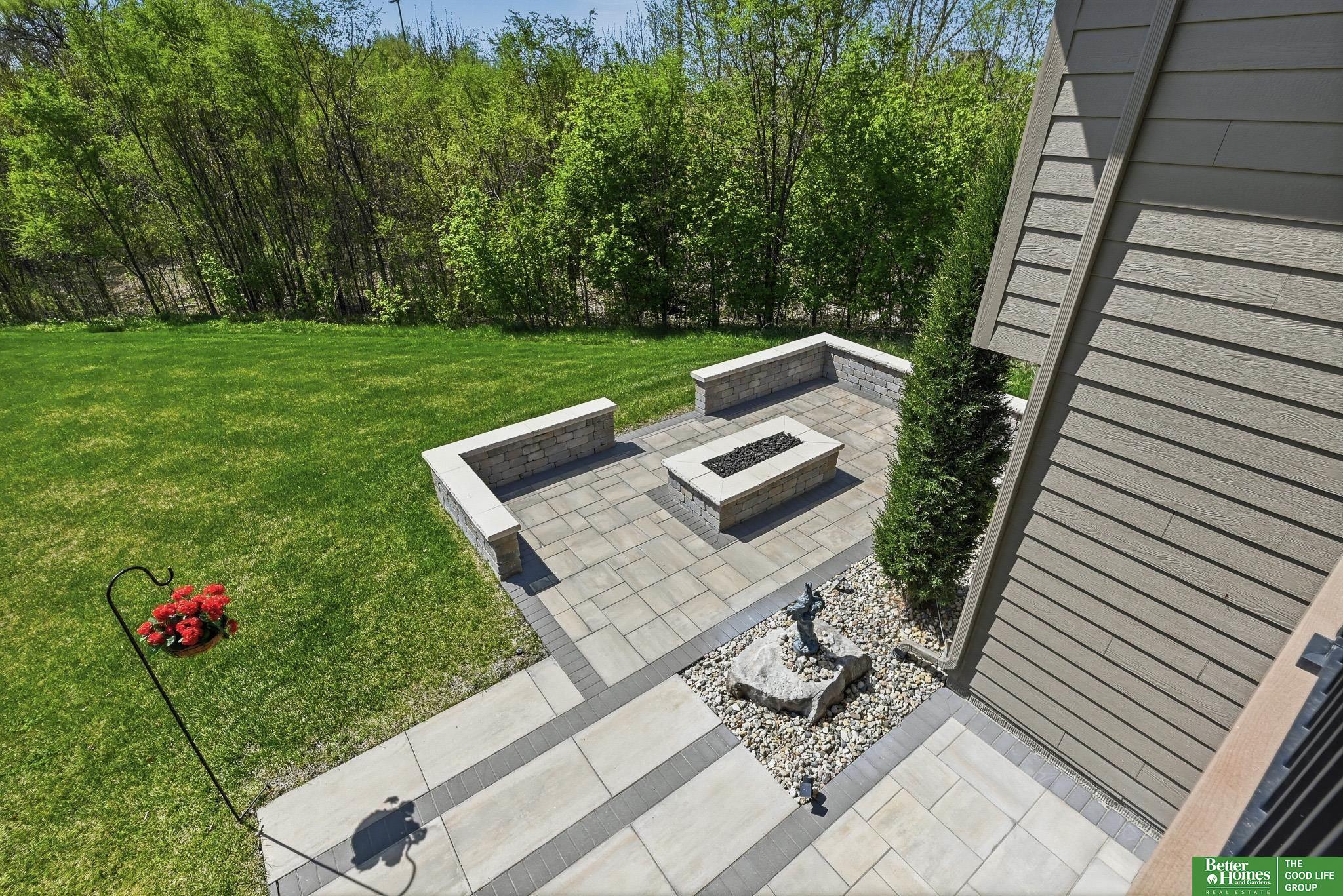 1426 S 200th Circle