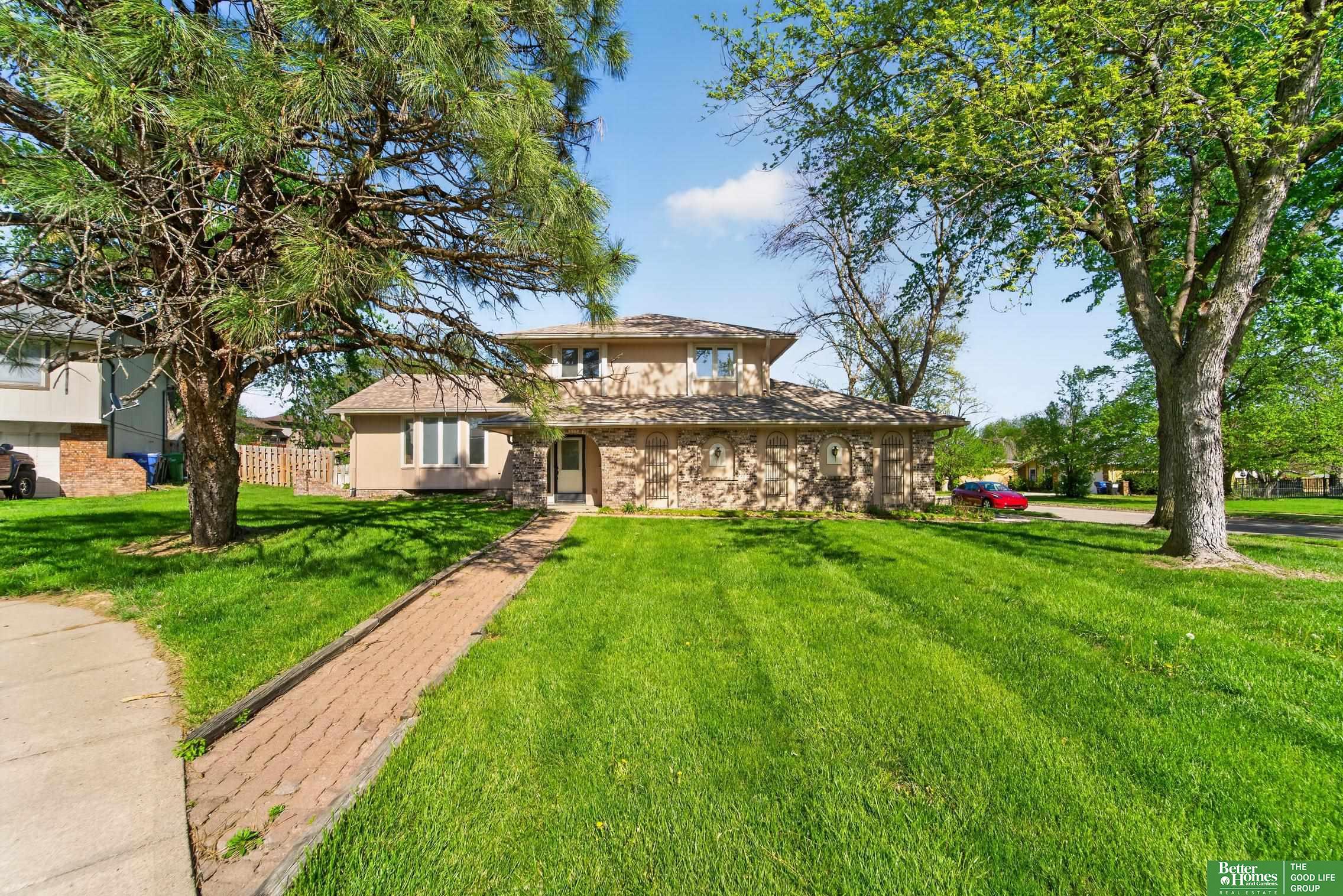 6617 S 75th Circle