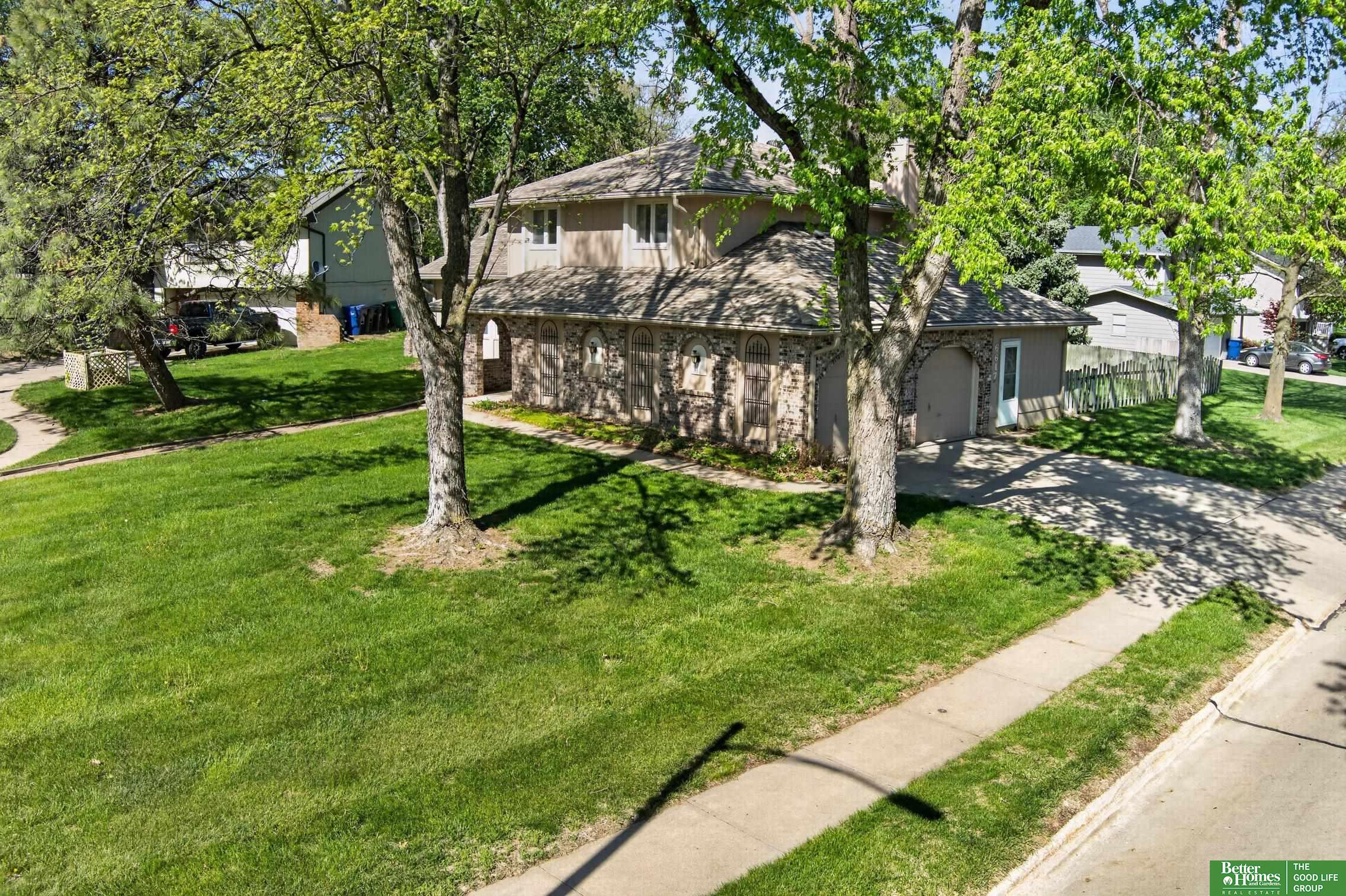 6617 S 75th Circle