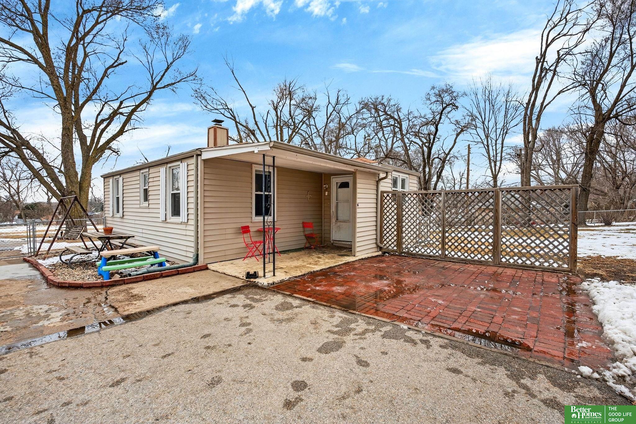 6923 N 60th Street