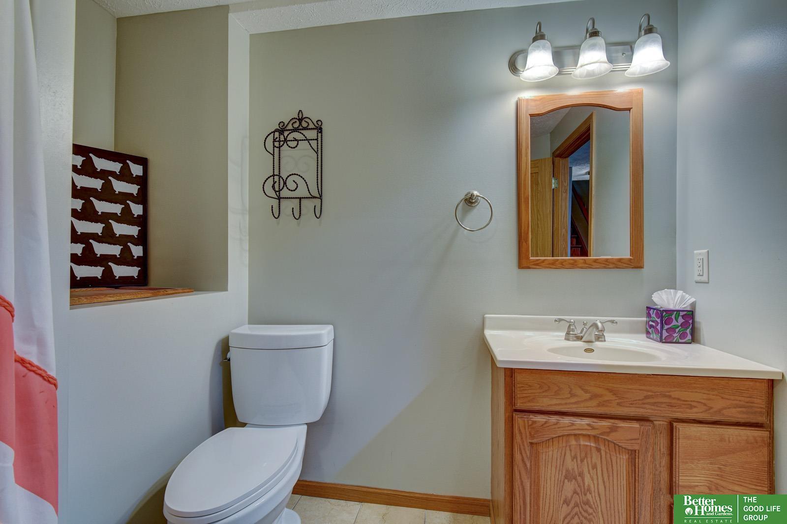 718 Cedar View Circle