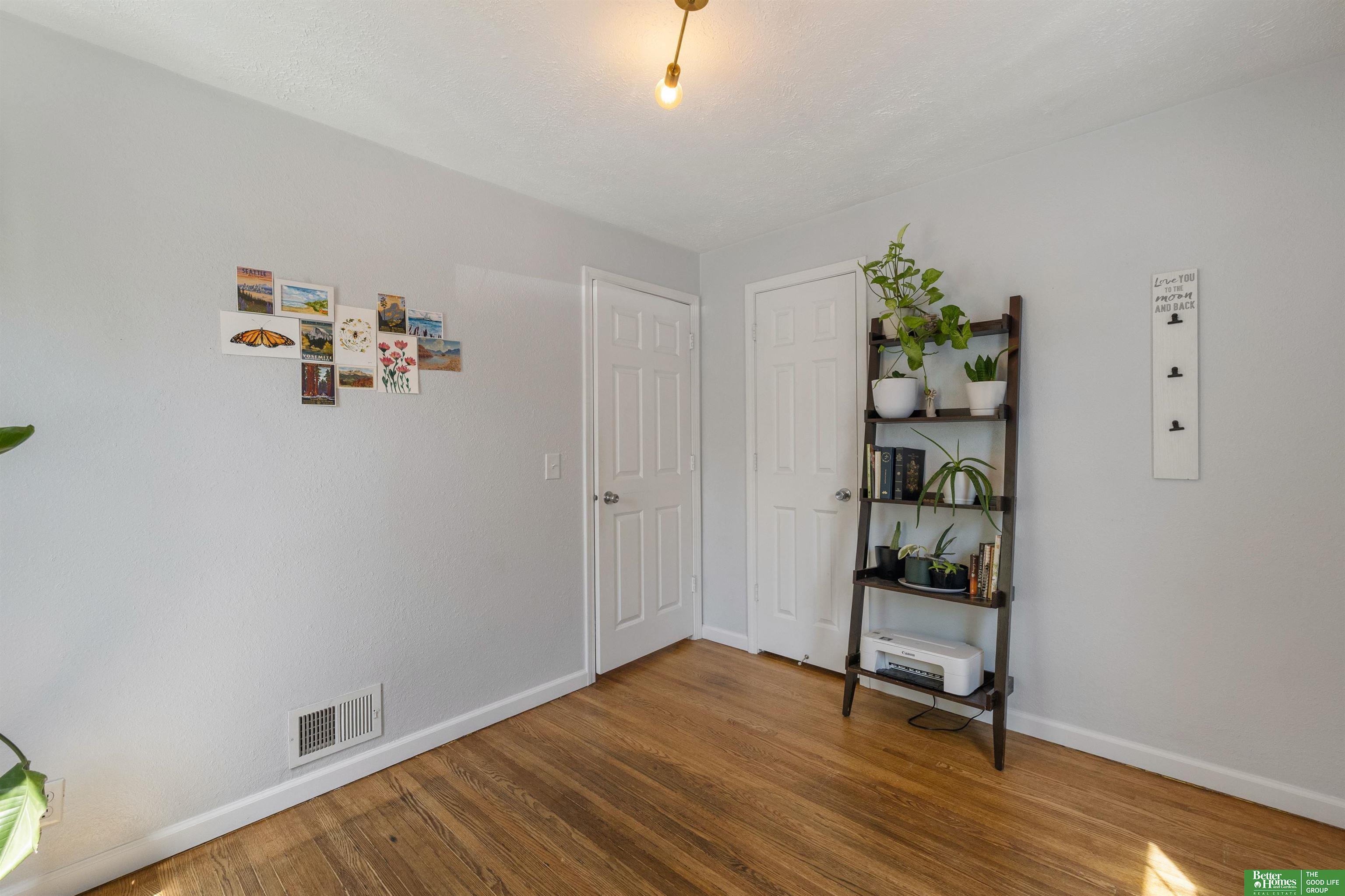 6199 Walnut Street