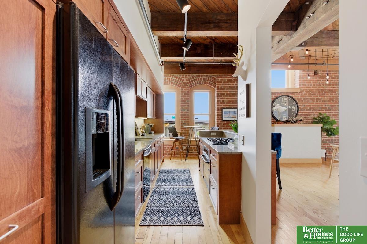 105 S 9 Street # 507