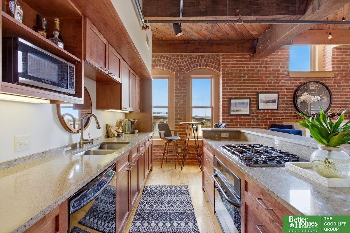 105 S 9 Street # 507