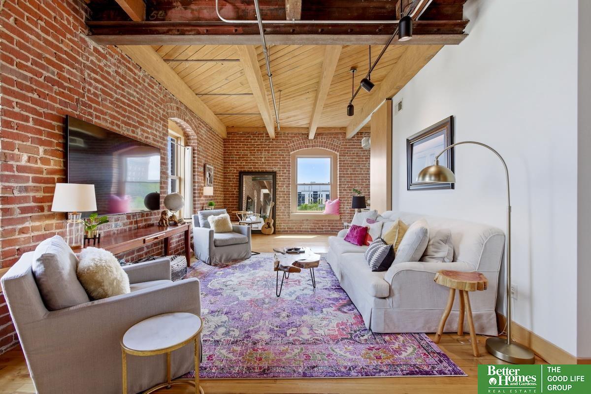 105 S 9 Street # 507
