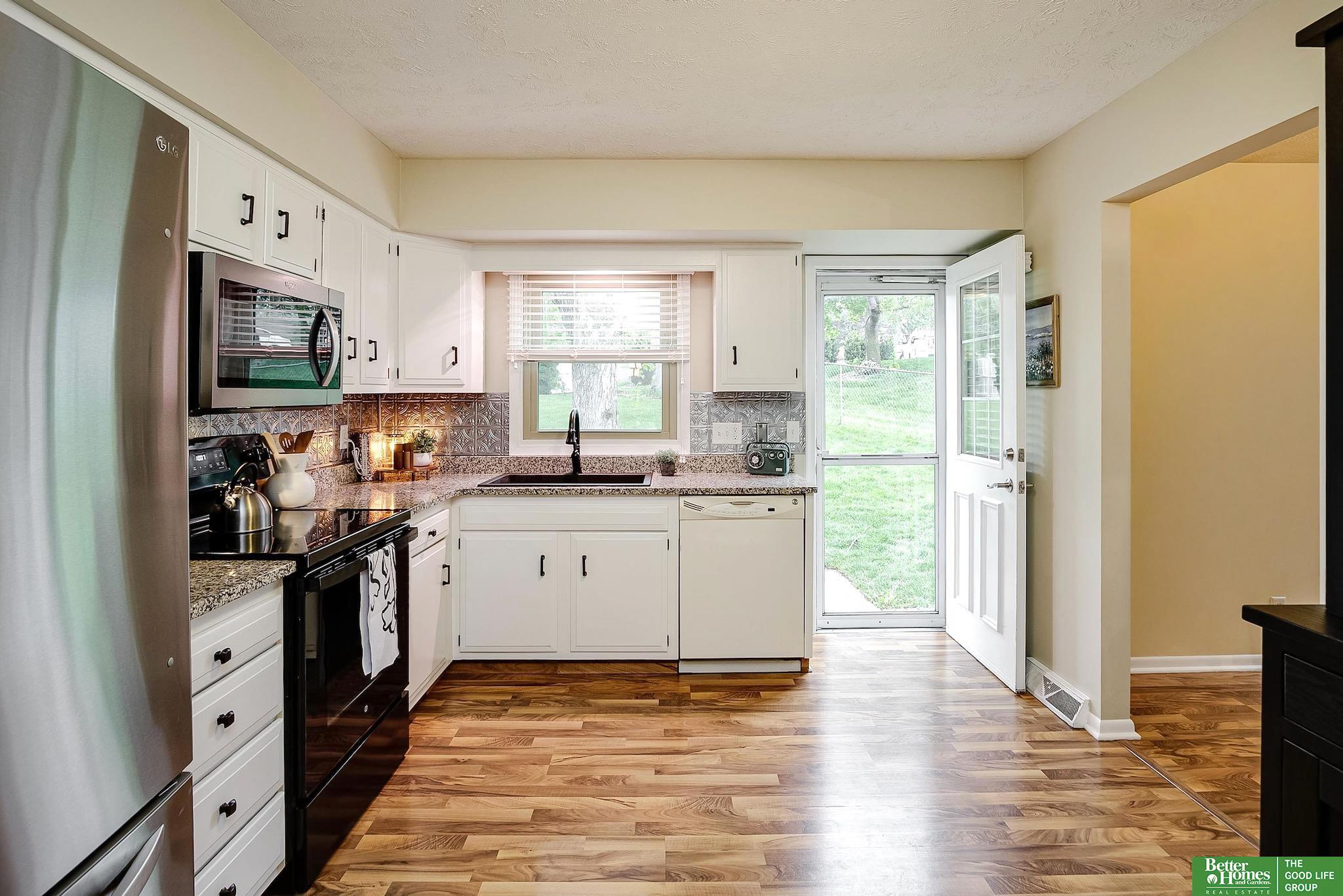 2306 S 119th Court
