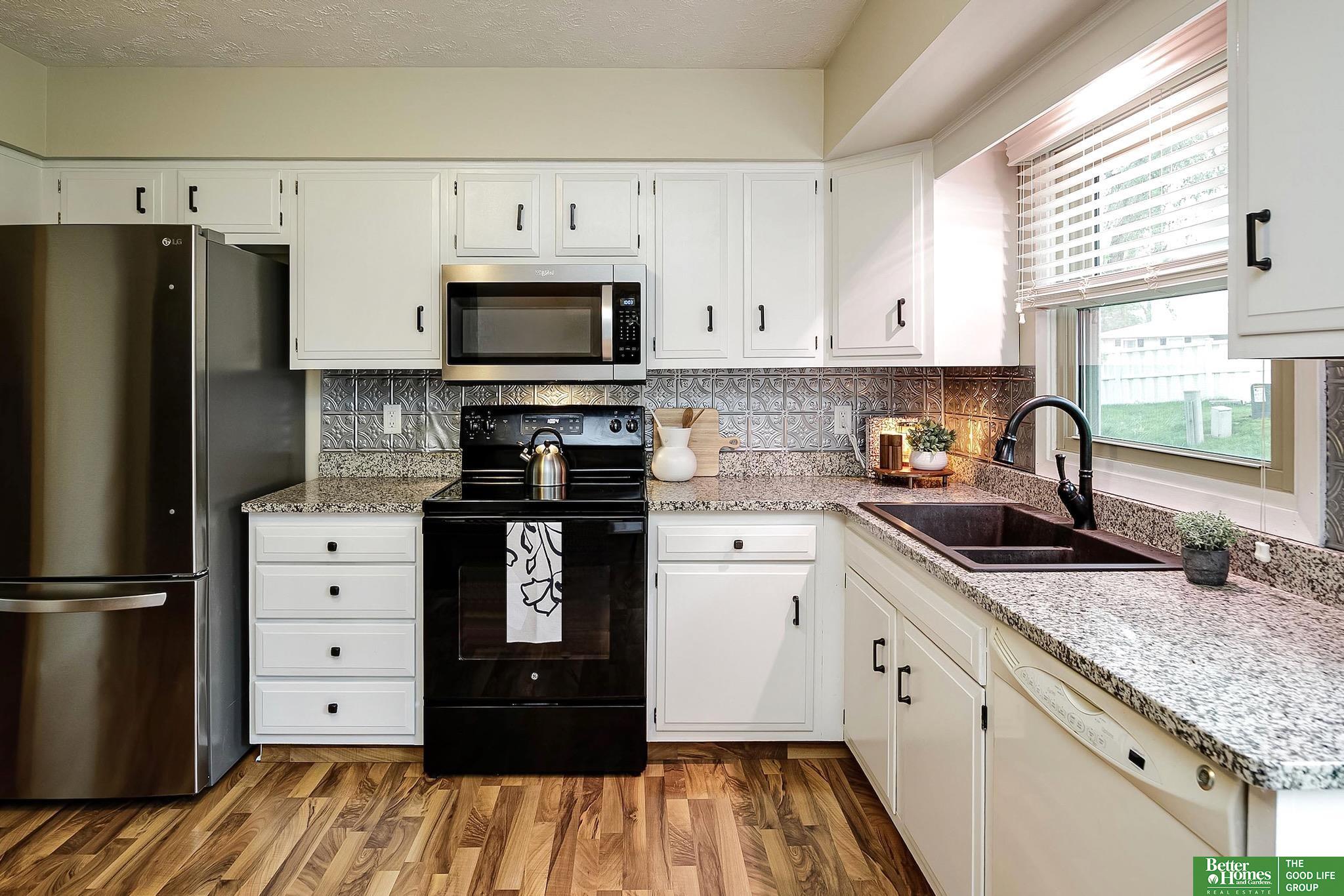 2306 S 119th Court