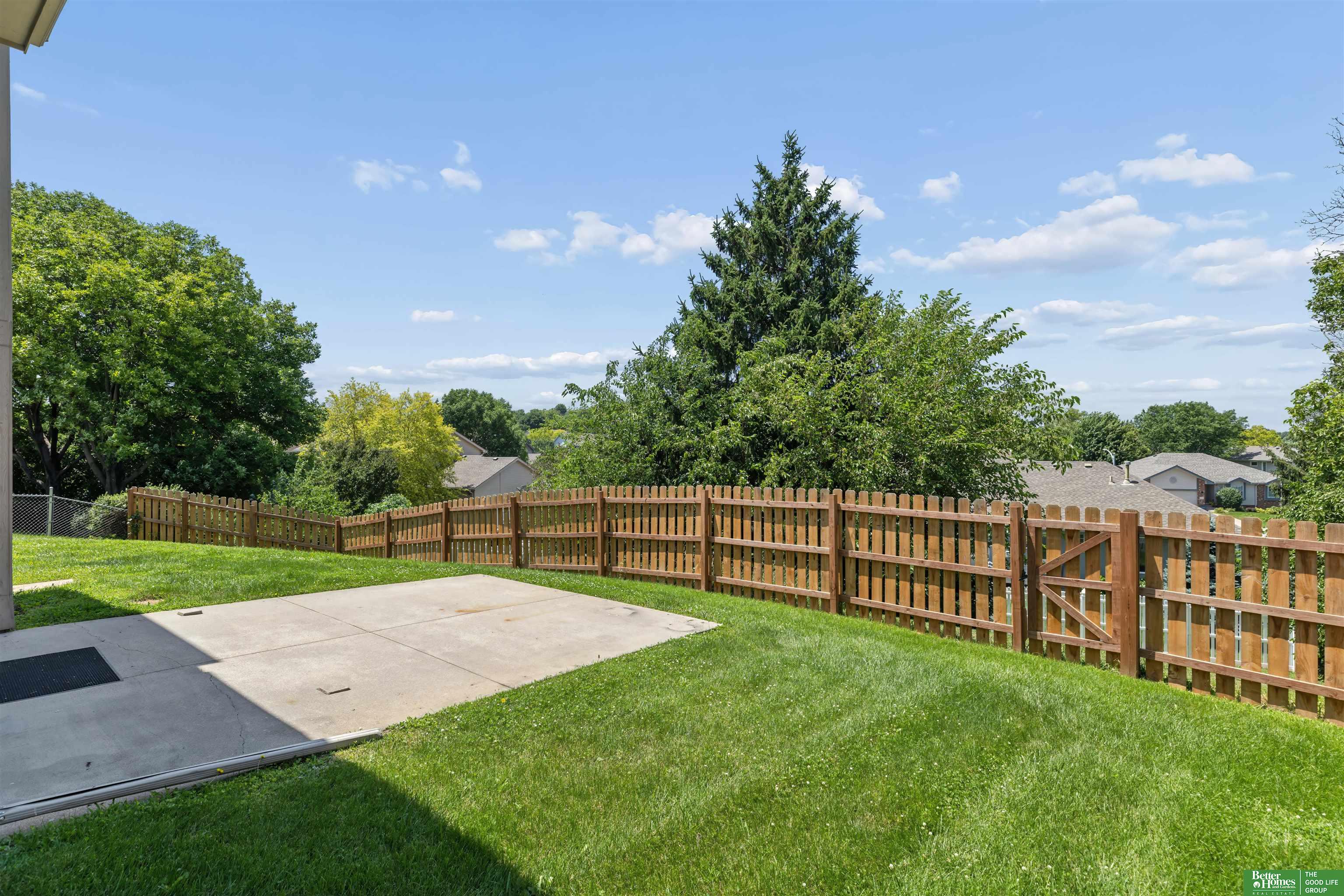 1874 N 153rd Plaza